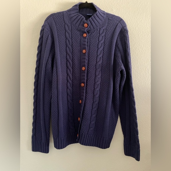 Basic Editions Men's Dark Blue Cardigan with Brown Buttons - Picture 1 of 3